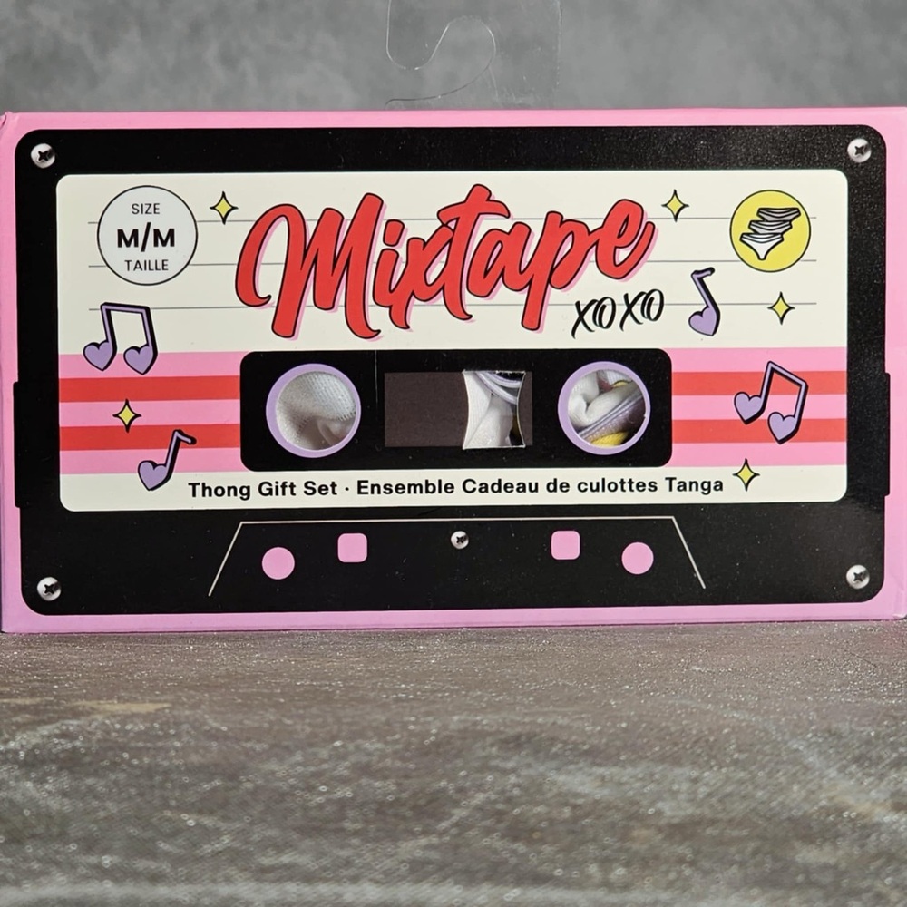 NWT musical mixtape gift set. Thong. Medium.